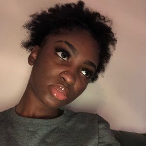 Meet your Posher, Dana